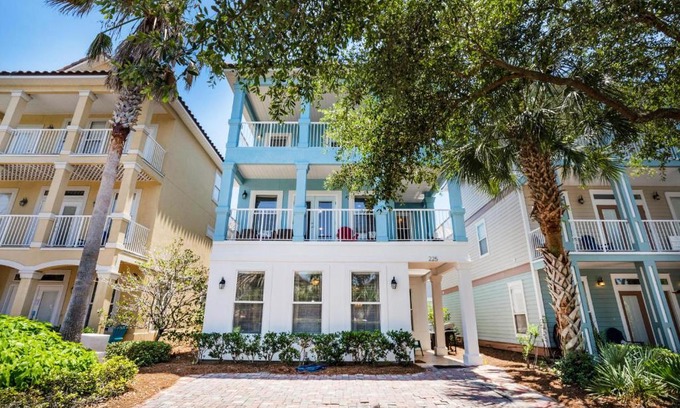 Villages of Crystal Beach House | Barefoot by the Sea