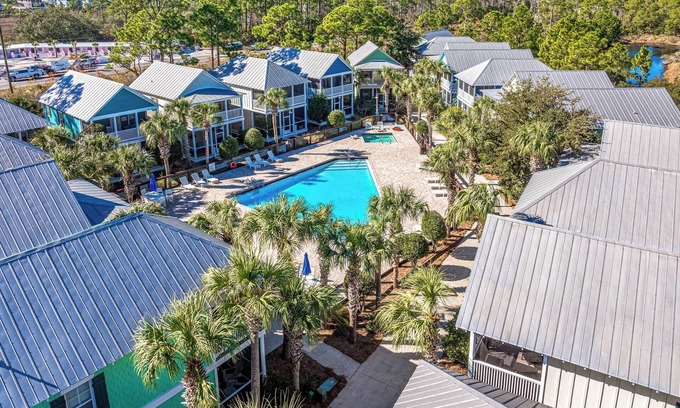 Port St. Joe Cottage | Barefoot Getaway is your perfect poolside paradise!n