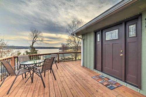 Eddyville House | Barkley Breeze Waterfront