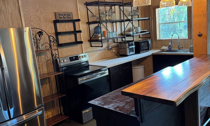 Leesburg House | Barndominium at Dirty Dog Organic Farm