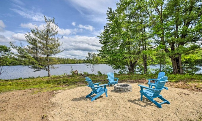 Barnstead House | Barnstead Family Home with Private Pool and Yard!