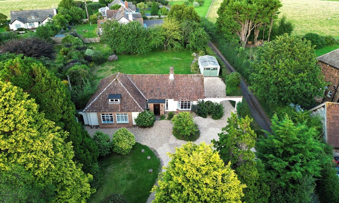 Bossington Cottage | Barton Lodge