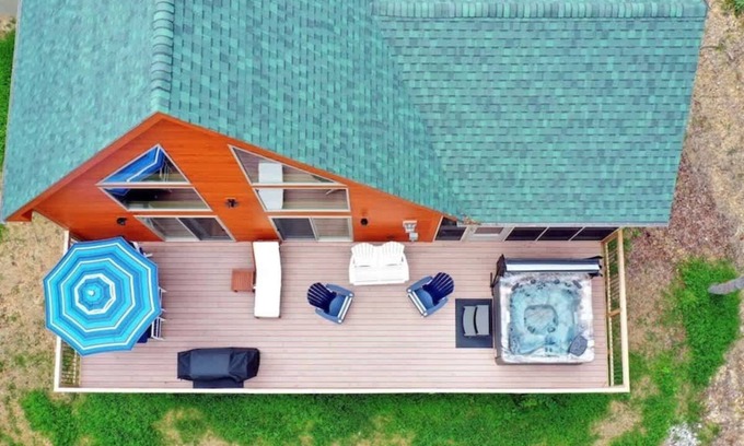 Berkeley Springs Cabin | Base Camp Summary: “B