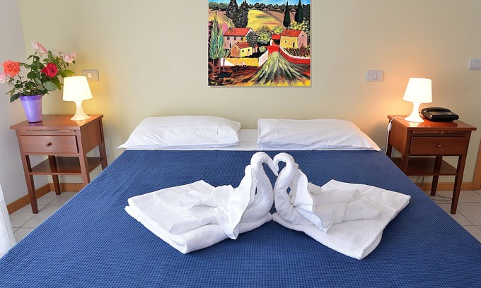 Arezzo Apartment | Basic two-room apartment in the city center with kitchen and private parking