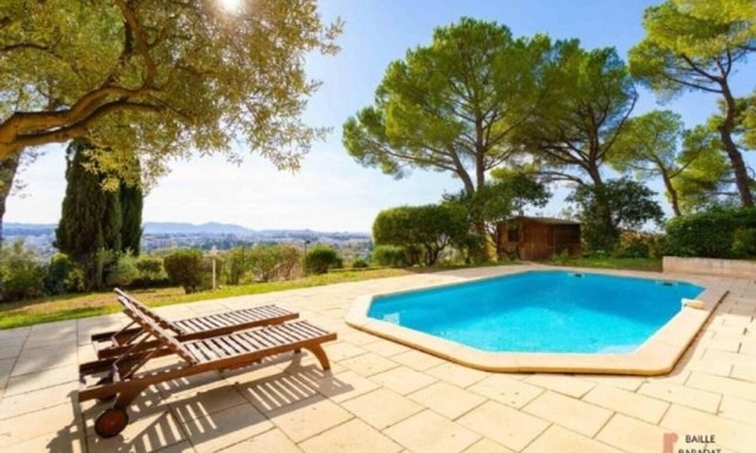 Saint-Mitre Villa | Bastide Marseillaise Avec Piscine et vue Exceptionnelle sur la Rade de Marseille