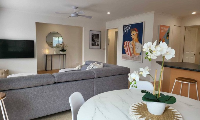 Portarlington House | "Bay Breeze" on the beautiful Bellarine!