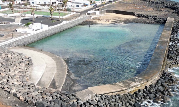 Los Cocoteros House | Bayside Kalendra Rofe A Hidden Retreat by the Sea