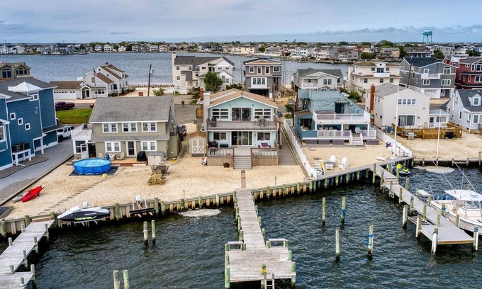 Ship Bottom House | Bay Front 2nd floor duplex boasts amazing bay views from both porch and deck.