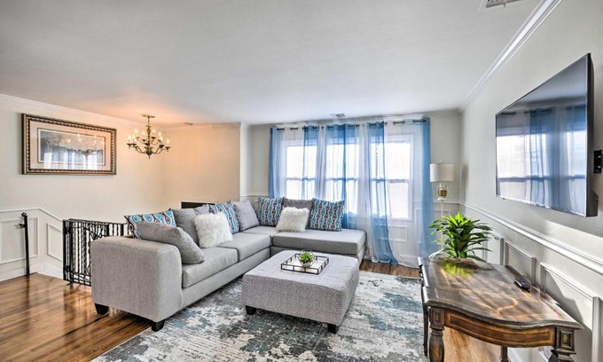 North Bay Shore Apartment | Bay Shore Vacation Rental with Shared Yard!