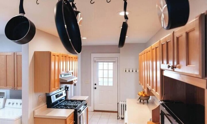 Off Broadway Apartment | Bay View