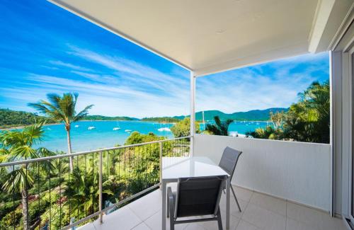 Shute Harbour Apartment | Baybliss Escape #4 - Adults Only