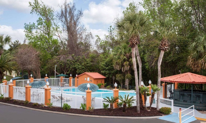 Lake City Hotel | Baymont by Wyndham Lake City I-75