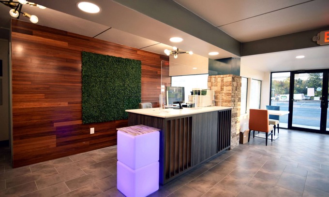 Pine Grove Hotel | Baymont by Wyndham Pine Grove I-81