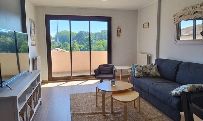 Bayonne Apartment | BAYONNE, T2, SMALL QUIET RESIDENCE WITH PARKING