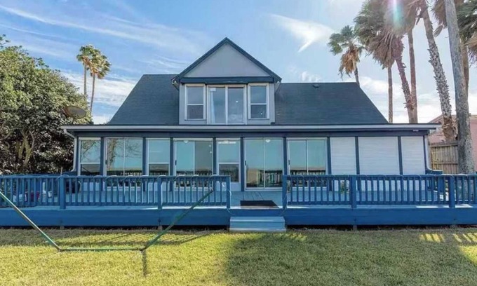 Port Isabel House | Bayside Waterfront Home with Patio & Games Room