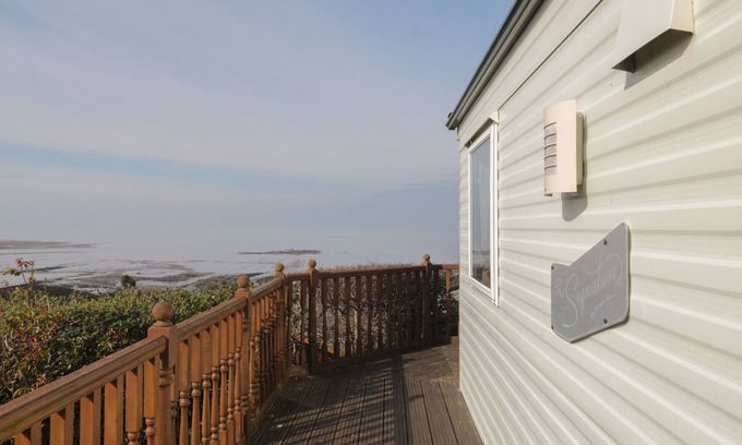 Fiddington Cottage | Bayview 23