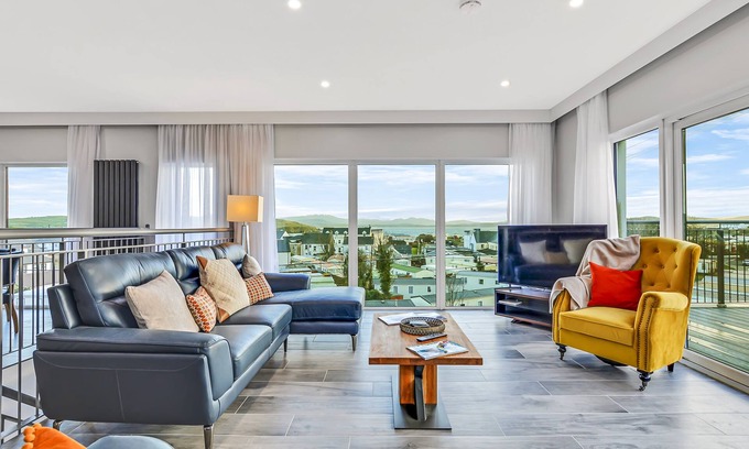 Downings Apartment | Bayview Downings - Luxury 4 Bedroom Villa