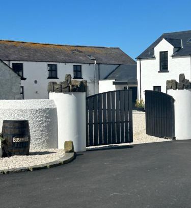 Dunseverick House | Bayview Farm Holiday Cottages