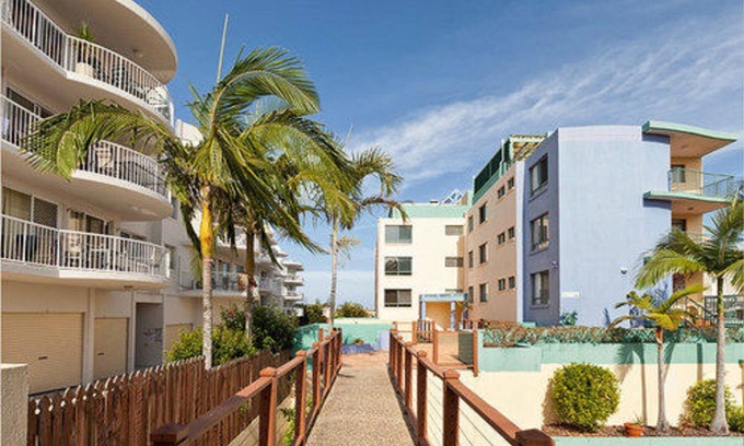 Mooloolaba Apartment | Bayviews & Harbourview Holiday Apartments
