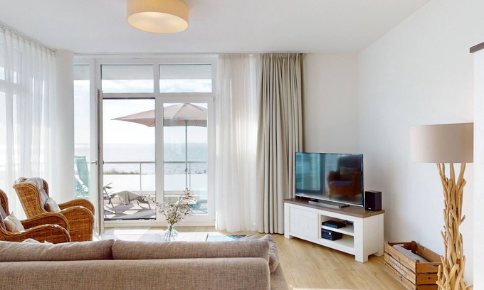 Pelzerhaken Apartment | Be close to the Baltic Sea! Penthouse apartment with unique sea views!