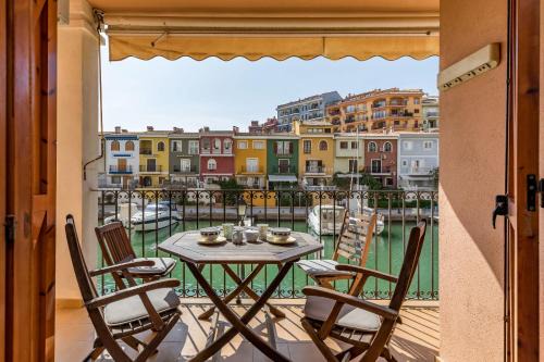 Port Saplaya House | Beach Apartment with beautiful view