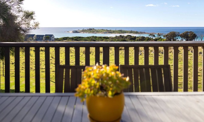 Bicheno Apartment | Beach Break - Diamond Island