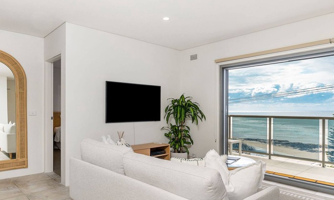 East Ballina Apartment | Beach Break - Embrace the coastal lifestyle, with a view that will steal your breath away