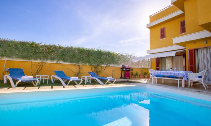 Playa de Palma Villa | Beach Chalet in Palma, C'an Pastilla