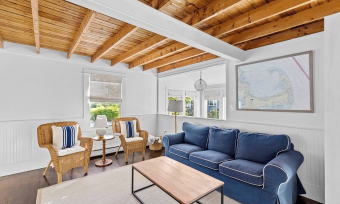 Scituate House | Beach Cottage in Scituate with Hot Tub! 6-minute walk to Egypt Beach.