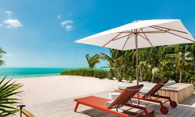 Leeward Settlement Resort | Beach Enclave