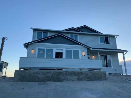 Bayshore House | Beach Escape