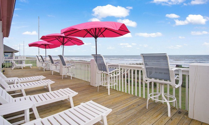 Crystal Beach House | Beach Front Cottage with Beautiful Ocean Views!