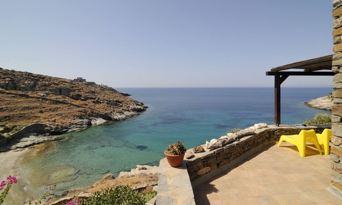 Pisses Apartment | Beach-Front Luxury Secluded Seaside Apartment