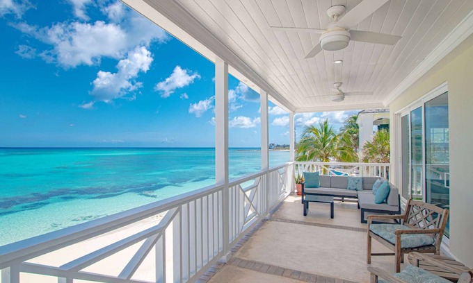 Nassau Villa | Beach Front Villa LAS with direct Beach access