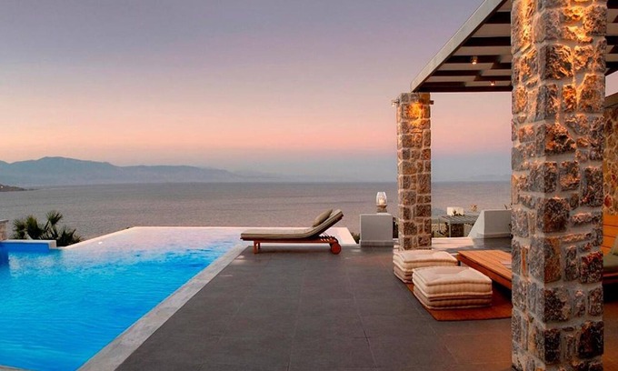 Katakali Villa | Beach Front Villa With Large Private Sea Water pool & Amazing Sea View!
