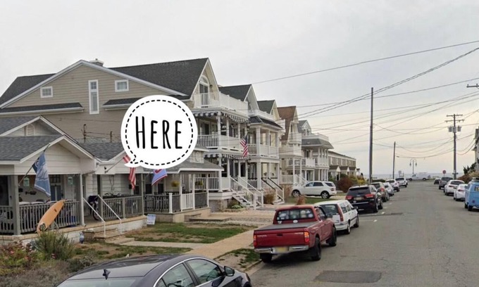 Wall House | BEACH HOUSE - half block from beach
