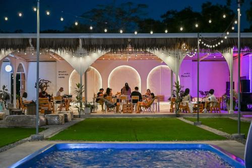 Na Chom Thian Villa | Beach House Pool Villa