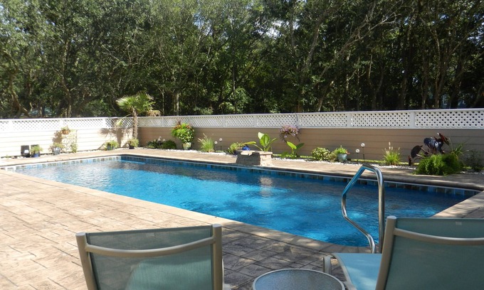 Southern Shores Cottage | BEACH LOVERS DELIGHT