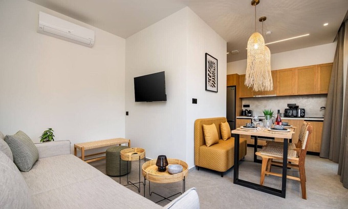 Lambi Apartment | Beach Luxury Homes : Zoe