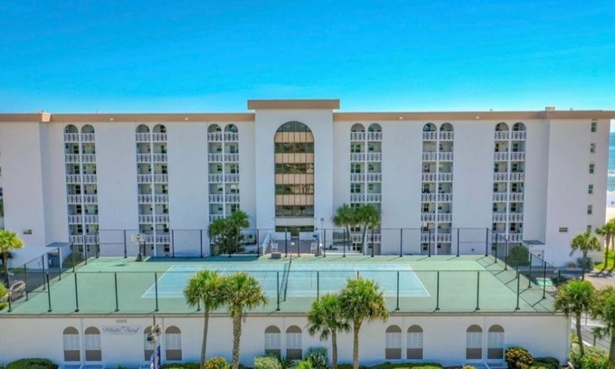 Daytona Beach Shores Apartment | Beach Oasis 601 Gorgeous Ocean front Ocean view for 10 sleeps up to 15