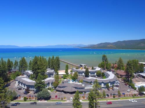 Sierra Shores Hotel | Beach Retreat & Lodge at Tahoe