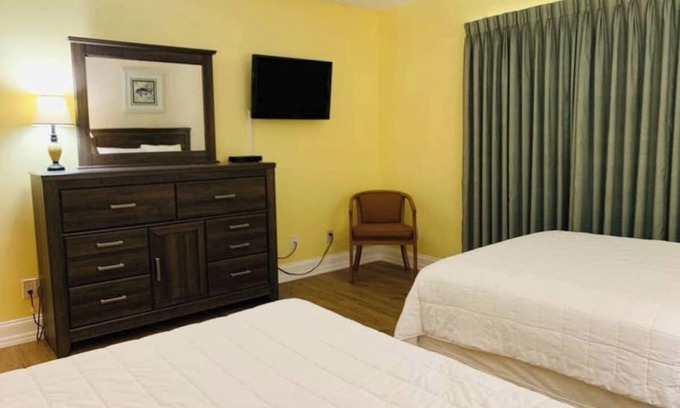 Myrtle Beach Condo | Beach View 1br Condo,Pool,Sm Dogs ok,H33