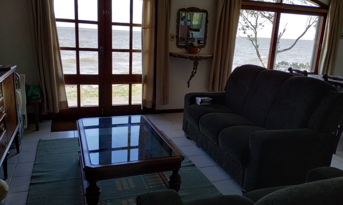 Uruguay Ski Chalet | BEACH VIEW, Lake Merin, URUGUAY.