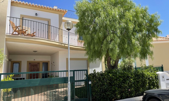 Alvor Villa | Beach villa with sea view roof terrace for the whole family