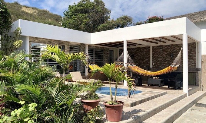 Las Nunez House | Beachfront 4 Bedrooms 4 bath House Private Direct access to the Beach.