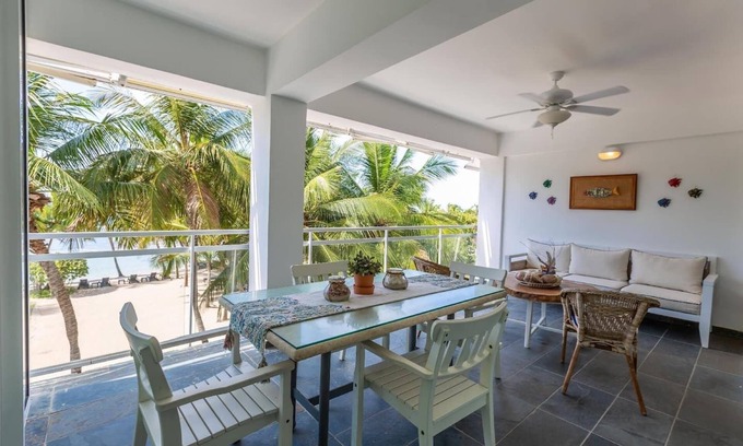 Juan Dolio - El Pueblo Apartment | Beachfront| 4Beds| Jacuzzi| Privacy| Full Kitchen