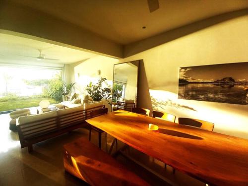 La Mivoie Apartment | Beachfront Apartment