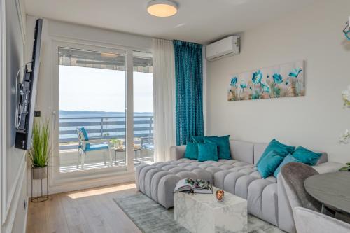 Znjan Apartment | Beachfront Apartment Split