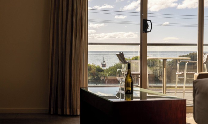 Bicheno Hotel | Beachfront At Bicheno