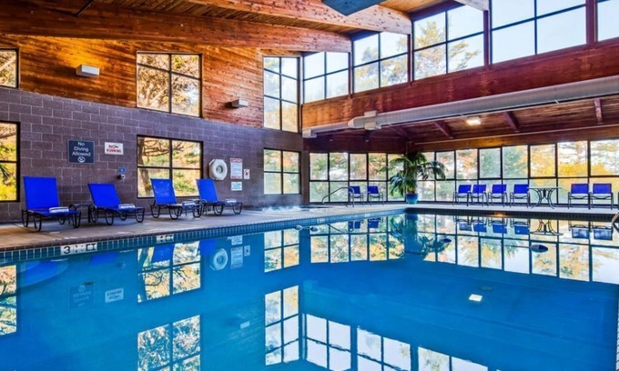 Newport Hotel | Beachfront Escape Along North Coast Highway 101 | Ideal for Family Stay